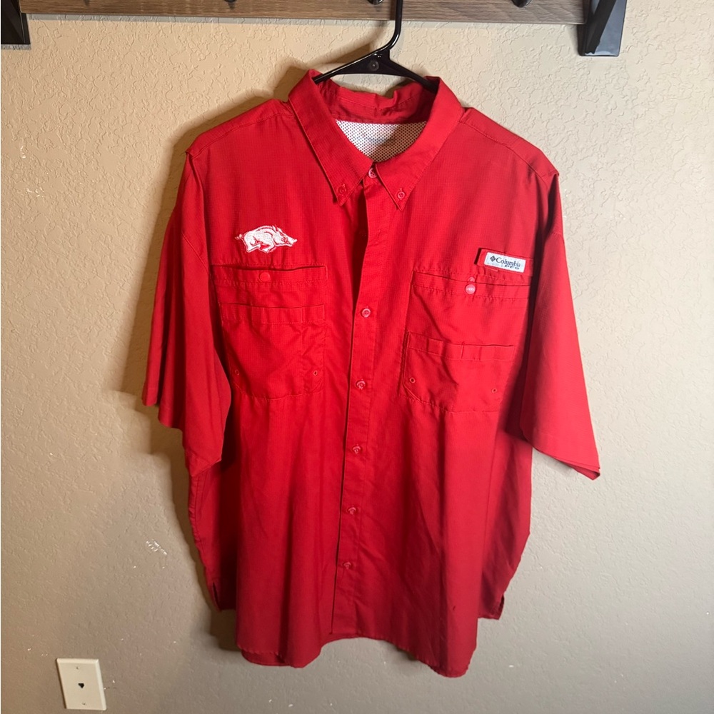 Columbia Men's Vibrant Red Button Down Shirt